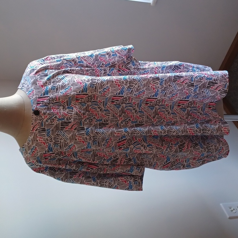 4/$16- Vintage haberdashery II pink, black, blue, and white blouse